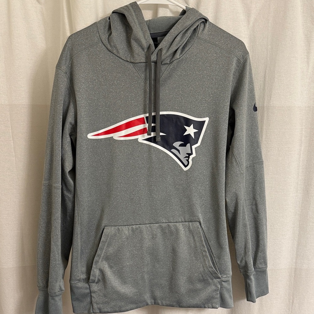 Nike Gray Men's New England Patriots Logo Hoodie